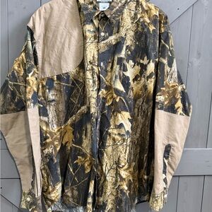 Columbia Men’s XL Camo Long Sleeve Hunting Shirt